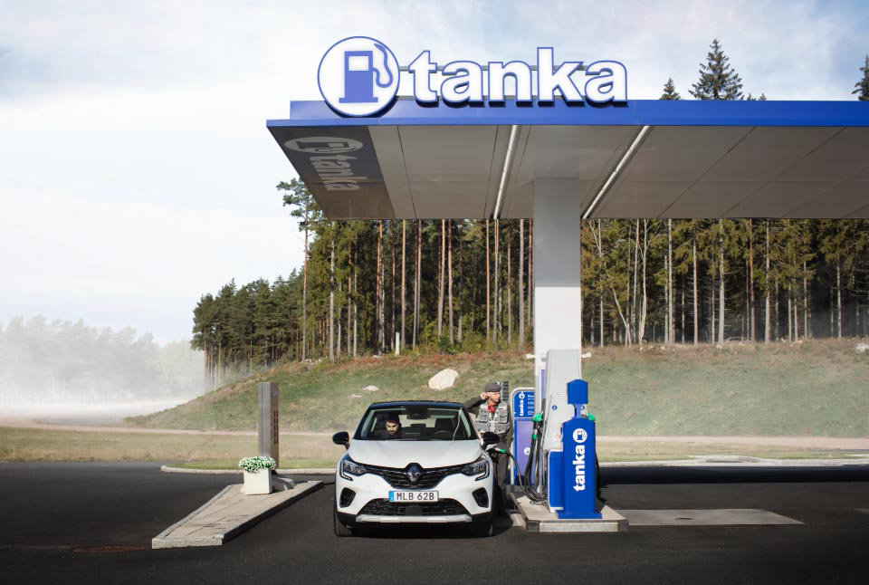 Fönsterinstallatör av Helmia Bil AB – projekt 3